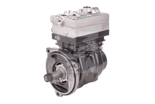 M7005201 2.jpg