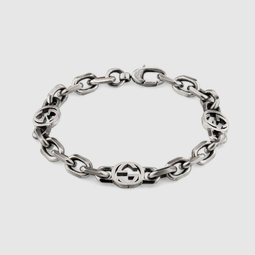 620798 J8400 0811 001 100 0000 Light Silver bracelet with Interlocking G.jpg