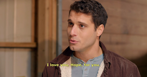Joy.and.Hope.2020.BluRay.Pad.1080p.AAC.x265 10bit HDSPad.mp4 20221109 180950.185.png