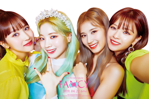 #23 TWICE [FANCY YOU] (c) silkedits.2