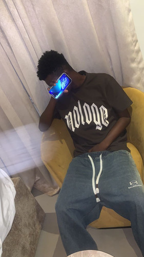697c6447b4dd.jpg