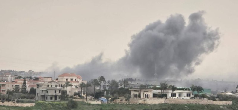 طيران الاحتلال يشن سلسلة من غارات على بلدات في جنوب لبنان: السكسكية، الصرفند، صير الغربية، البابلية، والغسانية....