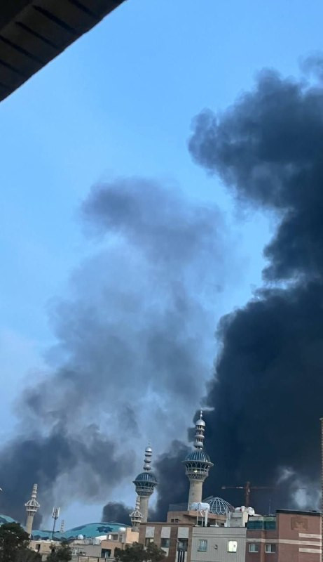 مشهد من الغارات على مدينة أصفهان الإيرانية....