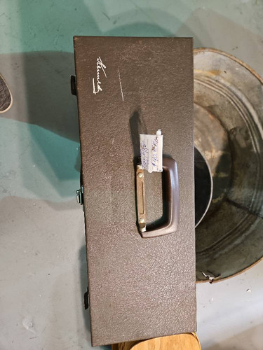 9a5e27524142.jpg