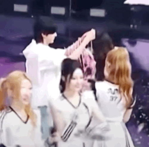 1000009716.gif