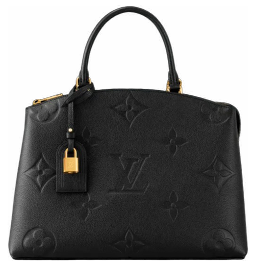 photostudio 1773528318317.png