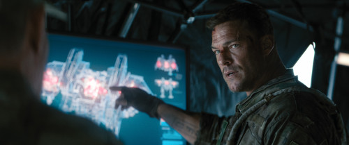 War Machine. Alan Ritchson as 81 in War Machine. Cr. Netflix  2026..jpg