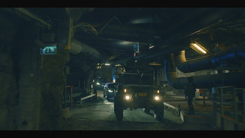 Konflikti.S01E01.Invaze.1080p.WEB DL.CZ FI.DD.5.1.H.264 lintu.mkv 20260314 212434.150.jpg