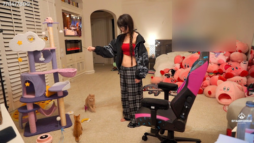 Emily 'Emiru' Schunk 8589471.jpg