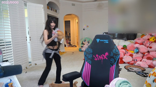 Emily 'Emiru' Schunk 8772672.jpg