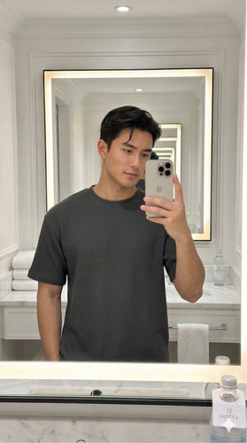 Gemini Generated Image ql7cr1ql7cr1ql7c.png