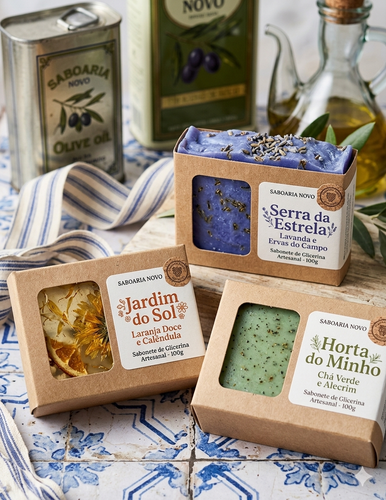 Gemini Generated Image hv90e4hv90e4hv90.png