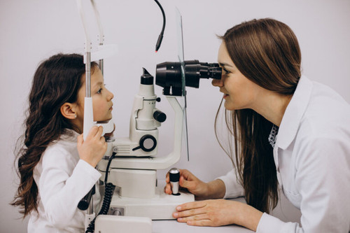 child eye specialist in varanasi Netrodaya.jpg