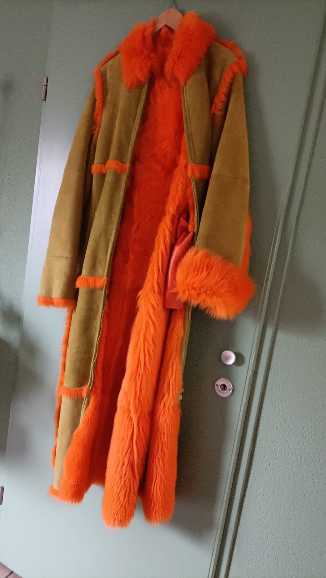 Design jas Moschino - Image 6