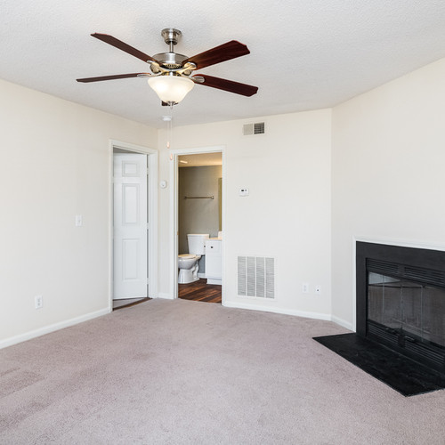 Savannah Place 700x700 6.jpg