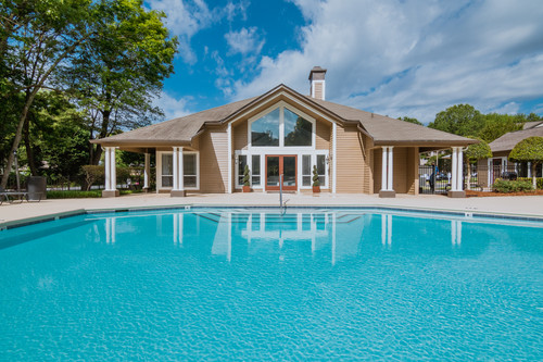 Kimmerly Glen pool front.jpg