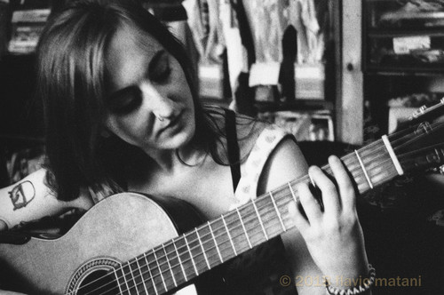 annaliese guitar 1.jpg
