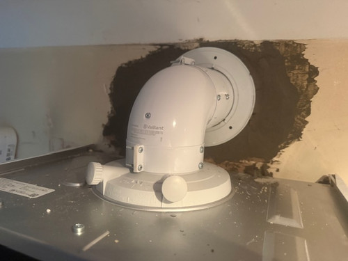 Emergency plumber in Leytonstone | Manzoor Plumbing and Heating Ltd.jpg