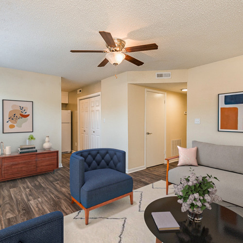 Willowdaile Livng Room.jpg