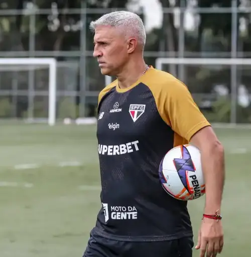 São Paulo Intensifica Preparação para as Quartas do Paulista com Treino de Ferreirinha em Campo