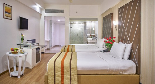 Best Hotel Near Airport in Your City.jpg