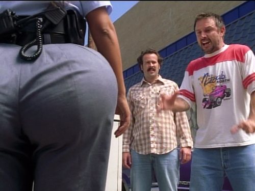 WUTB My Name is Earl 'Sweet Johnny' (1 6 10 1;00am).mpeg H00 M14 S37 MS.480 F26298.png