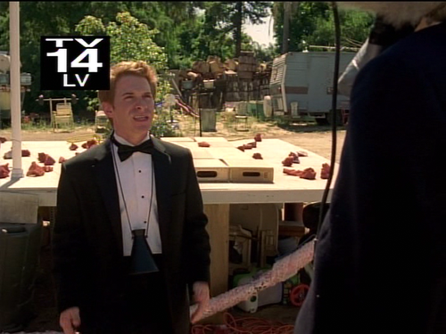 WUTB My Name is Earl 'The Magic Hour' (12 30 09 1;00am).mpeg H00 M18 S27 MS.884 F33203.png