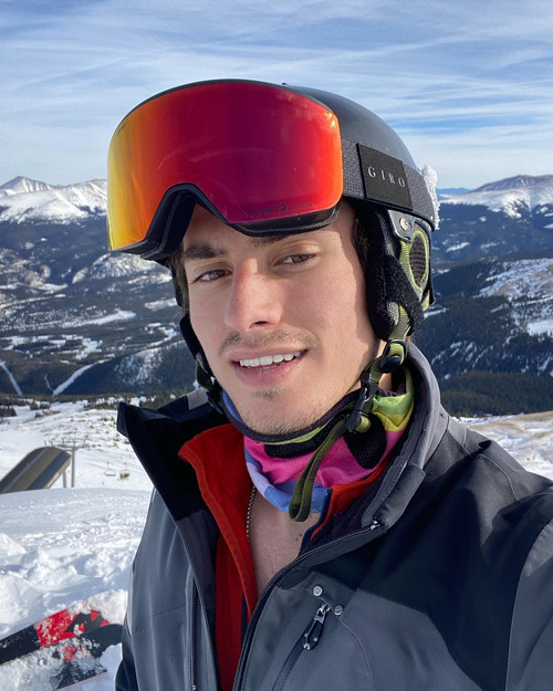 271757301 484646226346763 2020156165293049844 n.jpg?stp=dst jpg e35 tt6& nc cat=100&ig cache key=Mjc.jpg