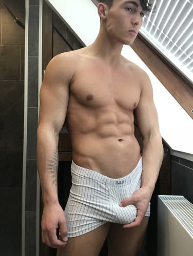 96954679 5084ACF1 9106 48BD A746 7FDA21E85CE3.jpg