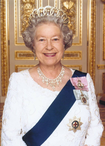 the queen1.jpg