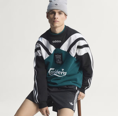 HCAz C8s WYAA2zat format jpg name large.jpg