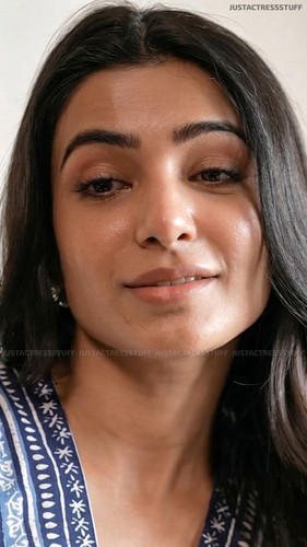 samantha 76856345245704.jpg