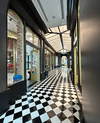 014 mall interior vogue 8 6ded73b70a.webp