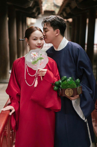 z7645903235023 658ff575c37c530f07a97ff19b520d94