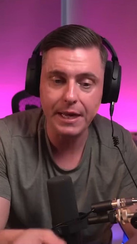 l BV72ENfHuipFGX.jpg