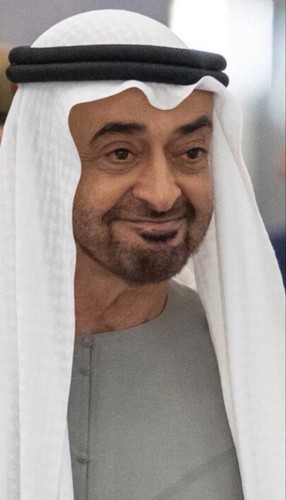 HA7b73saoAAwUsI.jpg