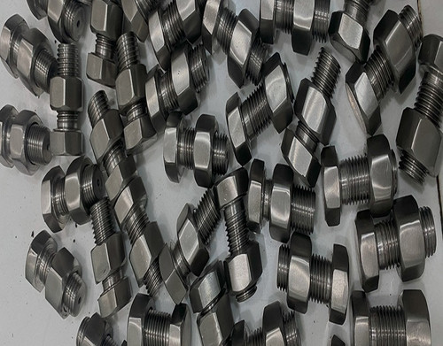 stainlesssteelfasteners.net2.jpg