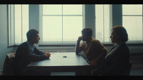 The.Gold.S01E01.Epizoda.1.1080p.CANAL+.WEB DL.CZ EN.AAC2.0.H.264 HDCLUB.mkv 20260212 015212.025.jpg