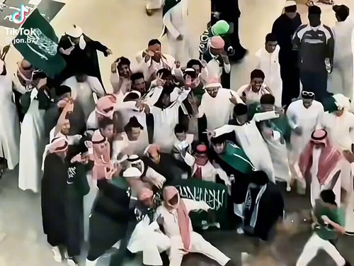 gwU6MESJvrWS RT4.jpg