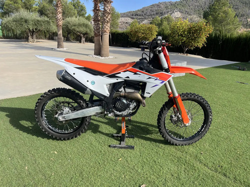 1f439ab9 fae1 487c b1a9 d648ca2a6d89 51ccdf25 f7c8 4652 81d9 28e69d3d4110.jpg