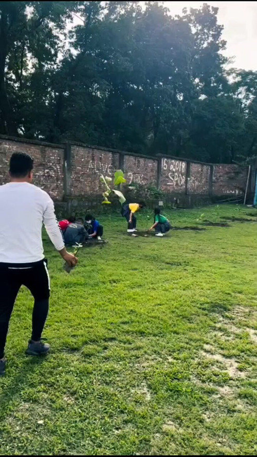 GSsDDTGIx V 37UY.jpg