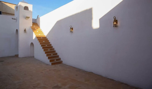 HC wikqbAAALWdi?format=jpg.jpg