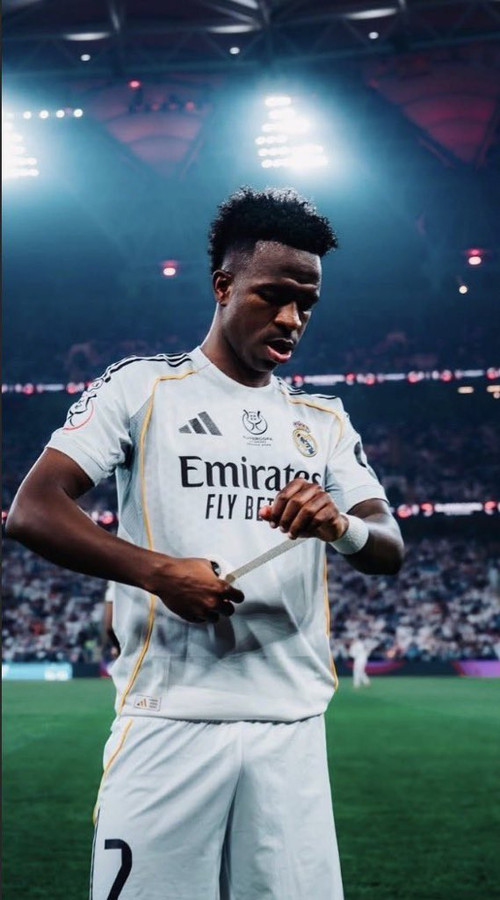 HC0 D cbAAALVc7?format=jpg.jpg