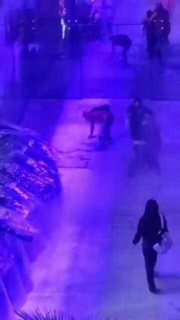 AeJXP59 eR18oHYU.jpg