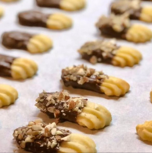 HC 8mFDWgAMXI4v?format=jpg.jpg