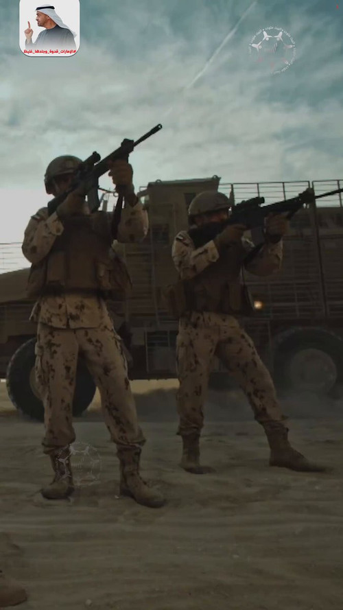 j4AB 5TSq k m uu.jpg