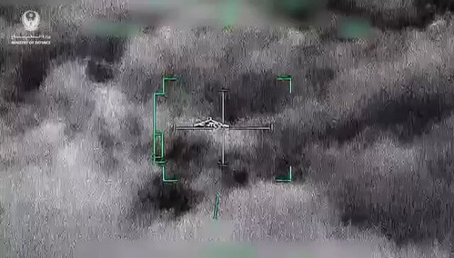 Trpsgg0iofb qEtE.jpg