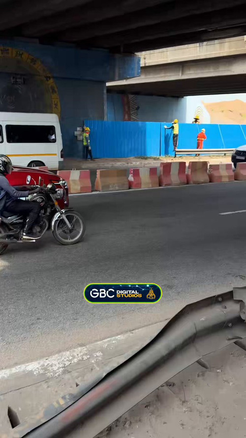 7yEb h6RZYiQICHT.jpg