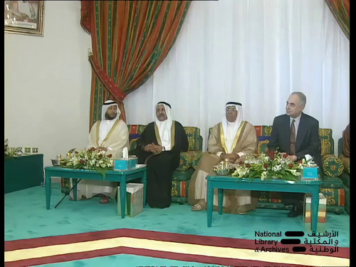 b uv 10eo3HsdzBW.jpg