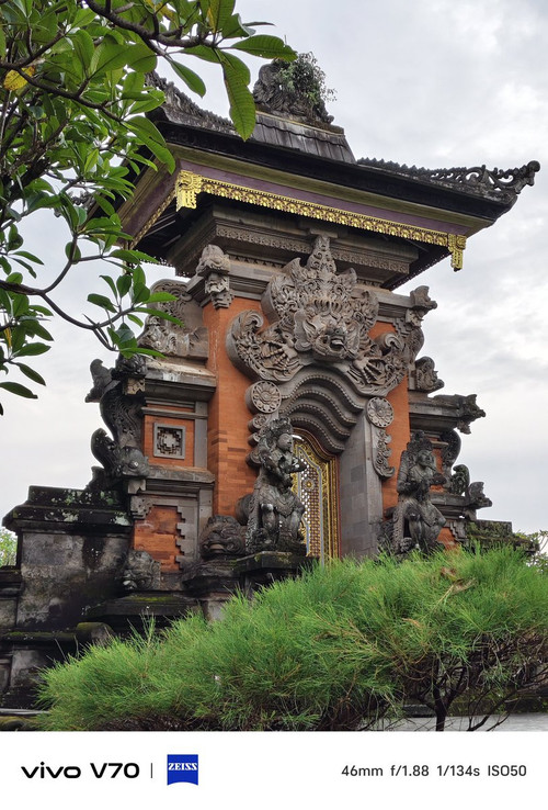 HC DHLoa4AAhEJW?format=jpg.jpg